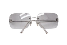 Load image into Gallery viewer, CHANEL シャネル サングラス グレー スモークグラデーション プラスチック 62□17 120 4017-D C.159/61 シルバー 金具 美品 中古 4c075257