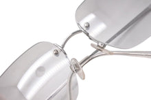 Load image into Gallery viewer, CHANEL シャネル サングラス グレー スモークグラデーション プラスチック 62□17 120 4017-D C.159/61 シルバー 金具 美品 中古 4c075257