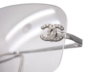 Load image into Gallery viewer, CHANEL シャネル サングラス グレー スモークグラデーション プラスチック 62□17 120 4017-D C.159/61 シルバー 金具 美品 中古 4c075257