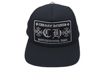 画像をギャラリービューアに読み込む, 極美品 CHROME HEARTS クロムハーツ トラッカーキャップ ハリウッド CHロゴ刺繍 クロスボール シルバー 925 ブラック 中古 4c075269