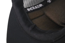画像をギャラリービューアに読み込む, 極美品 CHROME HEARTS クロムハーツ トラッカーキャップ ハリウッド CHロゴ刺繍 クロスボール シルバー 925 ブラック 中古 4c075269