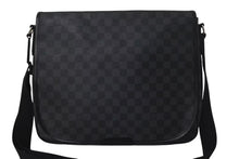 画像をギャラリービューアに読み込む, LOUIS VUITTON ルイヴィトン ダニエルMM ショルダーバッグ N58029 ダミエグラフィット ブラック シルバー金具 美品 中古 4c075298