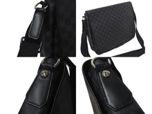 画像をギャラリービューアに読み込む, LOUIS VUITTON ルイヴィトン ダニエルMM ショルダーバッグ N58029 ダミエグラフィット ブラック シルバー金具 美品 中古 4c075298