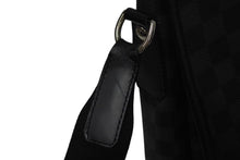 Load image into Gallery viewer, LOUIS VUITTON ルイヴィトン ダニエルMM ショルダーバッグ N58029 ダミエグラフィット ブラック シルバー金具 美品 中古 4c075299