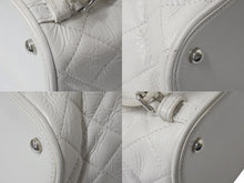 Load image into Gallery viewer, CHANEL シャネル チェーンバックパック リュック 26番台 ココマーク キルティング バニティ型 ホワイト クリア 美品 中古 4c075302