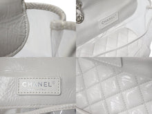 Load image into Gallery viewer, CHANEL シャネル チェーンバックパック リュック 26番台 ココマーク キルティング バニティ型 ホワイト クリア 美品 中古 4c075302