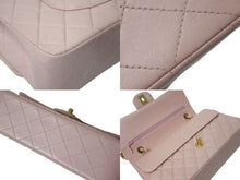 Load image into Gallery viewer, CHANEL シャネル マトラッセ25 Wチェーンショルダーバッグ A01112 ココマーク ラムスキン Wフラップ ピンク 美品 中古 4c075390