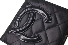 Load image into Gallery viewer, CHANEL シャネル カンボンライン 二つ折財布 10番台 ブラック ピンク ラムスキン A26720 美品 中古 4c075407