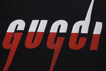 画像をギャラリービューアに読み込む, GUCCI グッチ ブレードプリント 半袖Tシャツ ブランドロゴ 565806 XJAZY コットン ブラック サイズXXXL 美品 中古 4c075497