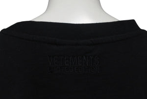 極美品 VETEMENTS ヴェトモン 21SS Anarchy Gothic Logo 半袖Ｔシャツ ブラック コットン サイズS UE51TR640B 中古 4c075506