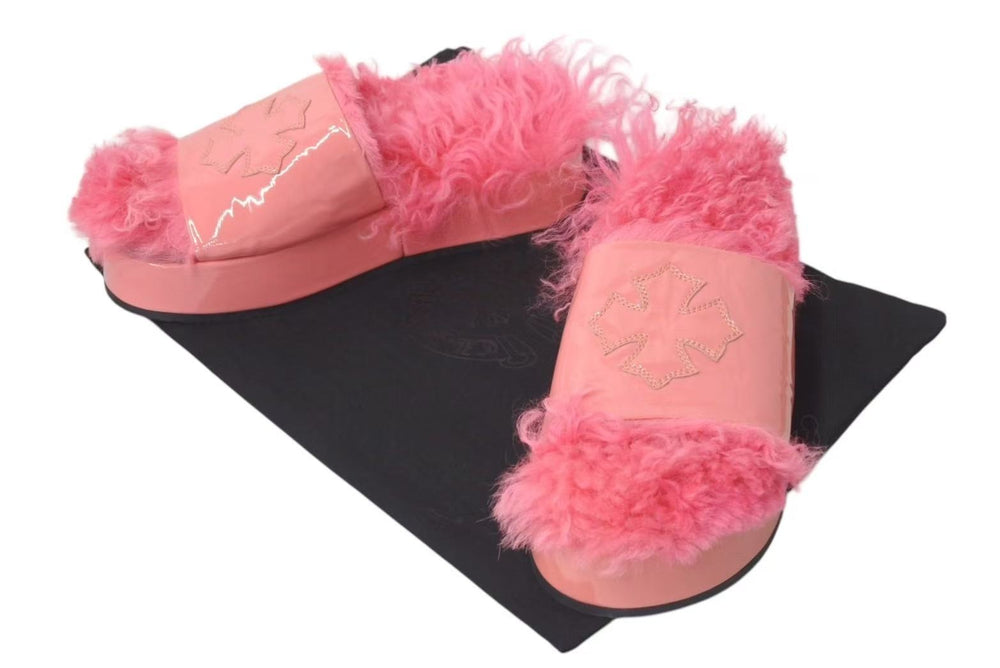 New and unused CHROME HEARTS Fur Sandals Honolulu Cross Patch Size 40 New Pink Used 4c075550