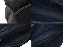 Load image into Gallery viewer, CHANEL シャネル マトラッセ26 ショルダーバッグ 20番台 ブルー ネイビー デニム シルバー金具 美品 中古 4c075560