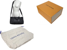 画像をギャラリービューアに読み込む, LOUIS VUITTON ルイヴィトン キーポル バンドリエール 35 ボストンバッグ M22765 ブラック トリヨンレザー ブラック金具 中古 4c075573