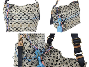 Like new LOUIS VUITTON Scrunchie Bohemian shoulder bag M40382 Beige Multicolor Gold hardware Used 4c075650