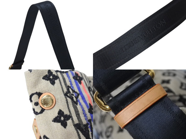 Like new LOUIS VUITTON Scrunchie Bohemian shoulder bag M40382 Beige Multicolor Gold hardware Used 4c075650
