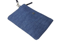 Load image into Gallery viewer, 新品同様 CHANEL シャネル22 デニム チェーンショルダーバッグ ブルー シルバー金具 AS3261 中古 4c075687