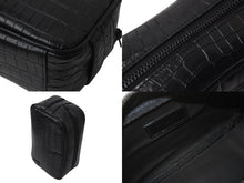Load image into Gallery viewer, 極美品 SAINT LAURENT サンローラン クラッチバッグ クロコ型押し GUE664555 0521 イタリア製 レザー ブラック 中古 4c075725