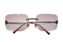 Load image into Gallery viewer, CHANEL シャネル カメリア サングラス ピンクスモークグラデーション プラスチック 62□15 120 4085 c.124/8D 美品 中古 4c075738