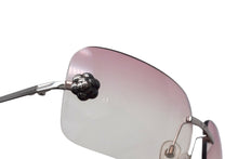 Load image into Gallery viewer, CHANEL シャネル カメリア サングラス ピンクスモークグラデーション プラスチック 62□15 120 4085 c.124/8D 美品 中古 4c075738