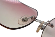 Load image into Gallery viewer, CHANEL シャネル カメリア サングラス ピンクスモークグラデーション プラスチック 62□15 120 4085 c.124/8D 美品 中古 4c075738