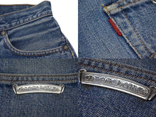 画像をギャラリービューアに読み込む, CHROME HEARTS クロムハーツ × Levi's リーバイス デニムショートパンツ セメタリークロスパッチ レディース 美品 中古 4c075753