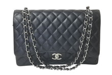 Load image into Gallery viewer, 極美品 CHANEL シャネル マトラッセ33 Wフラップ Wチェーン ショルダーバッグ 15番台 キャビアスキン ブラック シルバー金具 中古 4c075851