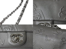 Load image into Gallery viewer, CHANEL シャネル チェーンショルダーバッグ 型押し 香水モチーフ 19番台 グレー 2014年 ココマーク シルバー金具 美品 中古 4c075852