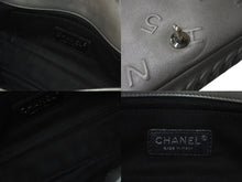 Load image into Gallery viewer, CHANEL シャネル チェーンショルダーバッグ 型押し 香水モチーフ 19番台 グレー 2014年 ココマーク シルバー金具 美品 中古 4c075852