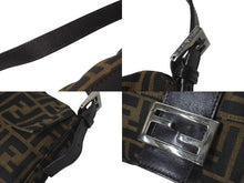 画像をギャラリービューアに読み込む, FENDI フェンディ マンマバケット ワンショルダーバッグ ズッカ柄 コットンキャンバス レザー シルバー金具 ブラウン 美品 中古 4c075869