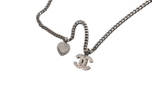 画像をギャラリービューアに読み込む, CHANEL シャネル ココマーク ネックレス 重量約7.0g 09C刻印 ハート シルバー クリア ラインストーン メタル 良品 中古 4c075928