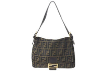 Load image into Gallery viewer, FENDI フェンディ マンマバケット ワンショルダーバッグ ズッカ柄 イタリア製 キャンバス レザー ゴールド金具 美品 中古 4c075982