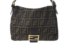 Load image into Gallery viewer, FENDI フェンディ マンマバケット ワンショルダーバッグ ズッカ柄 イタリア製 キャンバス レザー ゴールド金具 美品 中古 4c075982