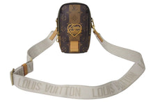 画像をギャラリービューアに読み込む, LOUIS VUITTON ルイヴィトン モノグラム ダブル フォンポーチ LVメイド ミニショルダーバッグ M81005 PVC レザー ブラウン 美品 中古 4c075997