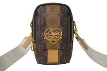 画像をギャラリービューアに読み込む, LOUIS VUITTON ルイヴィトン モノグラム ダブル フォンポーチ LVメイド ミニショルダーバッグ M81005 PVC レザー ブラウン 美品 中古 4c075997