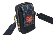 画像をギャラリービューアに読み込む, 極美品 LOUIS VUITTON ルイ ヴィトン ダブルフォンポーチ NIGOコラボ M81060 モノグラムデニム トリヨンレザー ショルダー 中古 4c075998