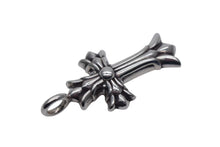 画像をギャラリービューアに読み込む, CHROME HEARTS クロムハーツ ダブルCHクロス チャーム ペンダント 2011/.925刻印 重量約5.1g シルバ−925 美品 中古 4c076032