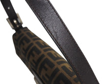 Load image into Gallery viewer, FENDI フェンディ マンマバケット ワンショルダーバッグ ズッカ柄 コットンキャンバス レザー ブラウン シルバー金具 美品 中古 4c076072