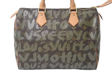 Load image into Gallery viewer, 極美品 LOUIS VUITTON ルイヴィトン ハンドバッグ スピーディ30 モノグラムグラフィティ カーキ M92194 ゴールド金具 中古 4c076092