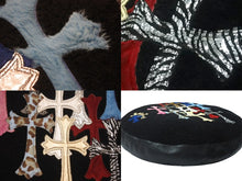 画像をギャラリービューアに読み込む, 新品同様 CHROME HEARTS クロムハーツ マルチクロスパッチクッション インテリア リバーシブル レザー 牛革 中古 4c076093