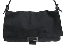 Load image into Gallery viewer, FENDI フェンディ マンマバケット ハンドバッグ ワンショルダー ズッキーノ ナイロンキャンバス ブラック 美品 中古 4c076194 正規品