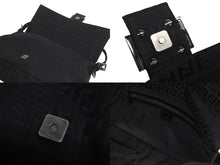 Load image into Gallery viewer, FENDI フェンディ マンマバケット ハンドバッグ ワンショルダー ズッキーノ ナイロンキャンバス ブラック 美品 中古 4c076194 正規品