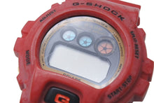 Load image into Gallery viewer, CASIO G-SHOCK A BATHING APE カシオ アベイシングエイプ コラボウォッチ 腕時計 DW-6900 レッド シルバー金具 中古 4c076254