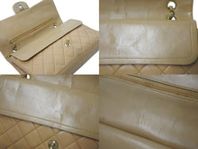 Load image into Gallery viewer, CHANEL シャネル マトラッセ25 Wフラップ Wチェーンショルダーバッグ ココマーク ラムスキン ベージュ 7番台 ゴールド金具 良品 中古 4c076264