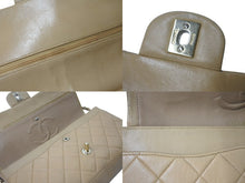 Load image into Gallery viewer, CHANEL シャネル マトラッセ25 Wフラップ Wチェーンショルダーバッグ ココマーク ラムスキン ベージュ 7番台 ゴールド金具 良品 中古 4c076264