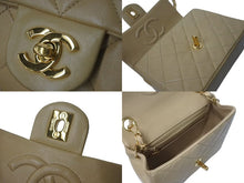 Load image into Gallery viewer, CHANEL シャネル ミニマトラッセ 17 チェーンショルダーバッグ A01115 5番台 ラムスキン ココマーク ベージュ 美品 中古 4c076296