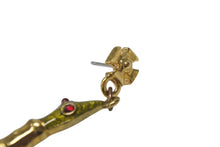 画像をギャラリービューアに読み込む, 極美品 Vivienne Westwood ヴィヴィアンウエストウッド ピアス 両耳 スネーク 蛇 GP グリーン レッド ゴールド金具 中古 4c076376