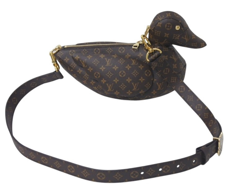 新品同様 LOUIS VUITTON ルイヴィトン × NIGO ニゴー ダック バッグ ショルダーバッグ M45990 モノグラム アヒル 中古 4c076431