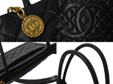 Load image into Gallery viewer, CHANEL シャネル 復刻トートバッグ ハンドバッグ A01804 キャビアスキン 6番台 ブラック ココマーク ロゴ 鞄 ゴールド金具 良品 中古 4c076435