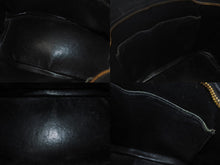 Load image into Gallery viewer, CHANEL シャネル 復刻トートバッグ ハンドバッグ A01804 キャビアスキン 6番台 ブラック ココマーク ロゴ 鞄 ゴールド金具 良品 中古 4c076435