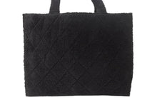 Load image into Gallery viewer, CHANEL シャネル トートバッグ ハンドバッグ 1番台 パイル ココマーク ロゴ ブラック 美品 中古 4c076444